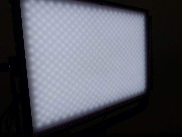 Lumos 700GT LED Panel Light with Matthews Rolling Stand [r1232494402]