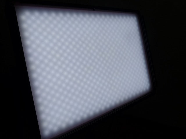 Lumos 700GT LED Panel Light with Matthews Rolling Stand [1232484061]