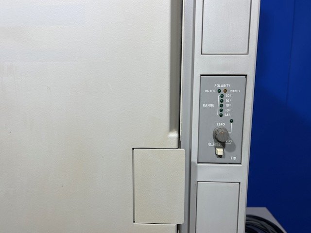 Shimadzu GC-14B Gas Chromatograph with CFC14PM [k1240112265]