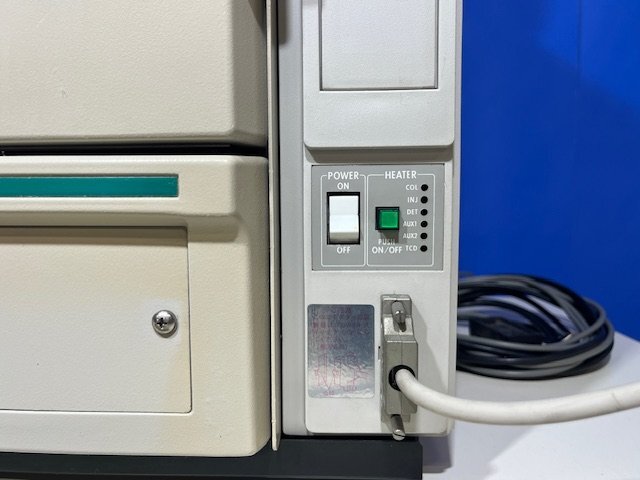 Shimadzu GC-14B Gas Chromatograph with CFC14PM [k1240112265]