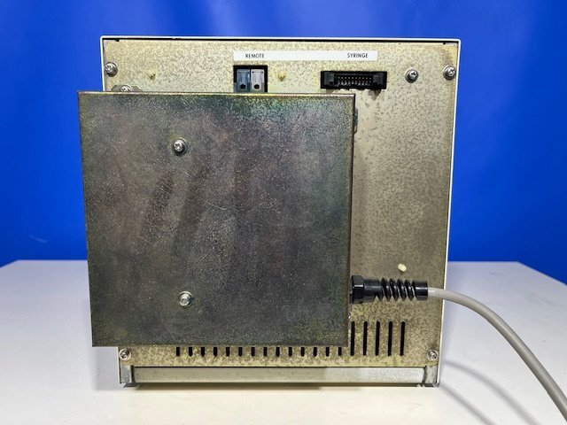 Shimadzu SIL-10A Liquid Chromatograph Autosampler [v1240115482]