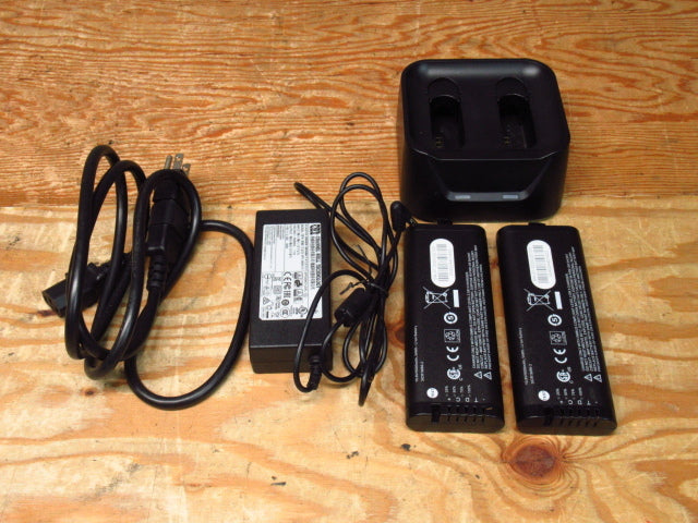 Fluke ii900 Sonic Industrial Imager with 2 Batteries and Charger (for parts or not working) [o1240704416]