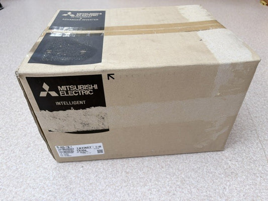 Mitsubishi Electric FR-A820-7.5K-1 Inverter 3-phase 200V [s1242821951]