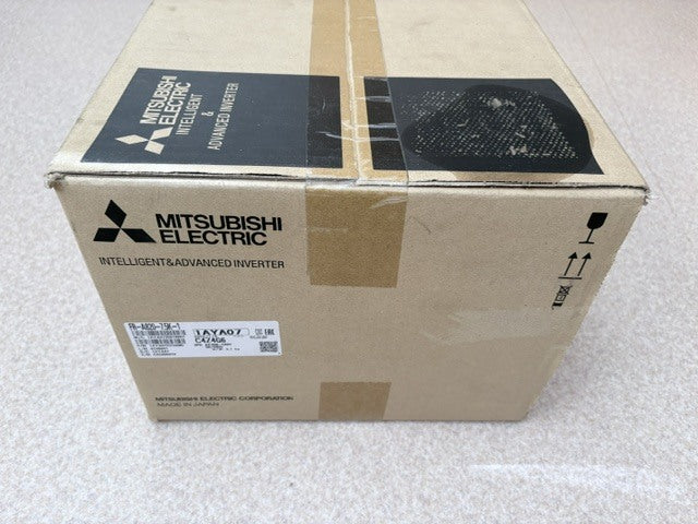 Mitsubishi Electric FR-A820-7.5K-1 Inverter 3-phase 200V [s1242821951]