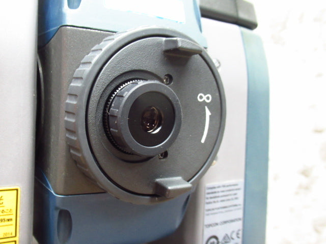 Sokkia iX-1205 Automatic Targeting Total Station with 2 Batteries and Charger [r1243599563]