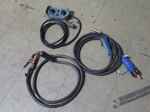 Daihen DL-350 II S-2 Digital Inverter CO2 / MAG Welding Power Supply with CMV-7401 Wire Feeder (as-is) [v1244557689]