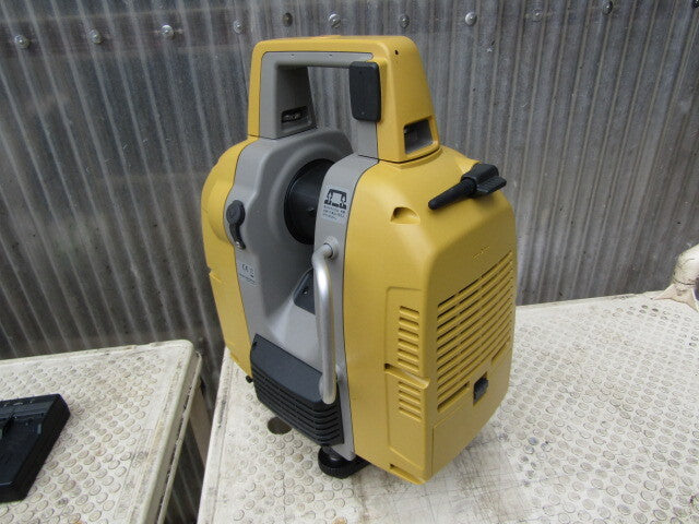 Topcon GLS-2000 3D Laser Scanner with 2 Target Plates [c1246521992]