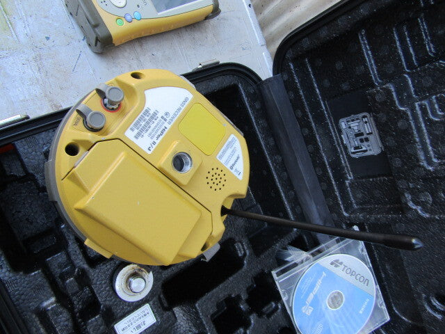 Topcon HIPER V GNSS Receiver with FC-250 Data Collector [e1247957458]