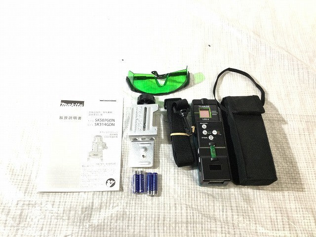 Makita SK314GDN Green Laser Level with Receiver and Case [q1248176503]