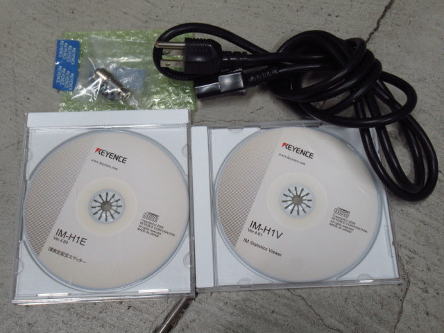 Keyence IM-6700 IM-6025 Image Dimension Measuring Instrument 2 pcs [b1249521245]