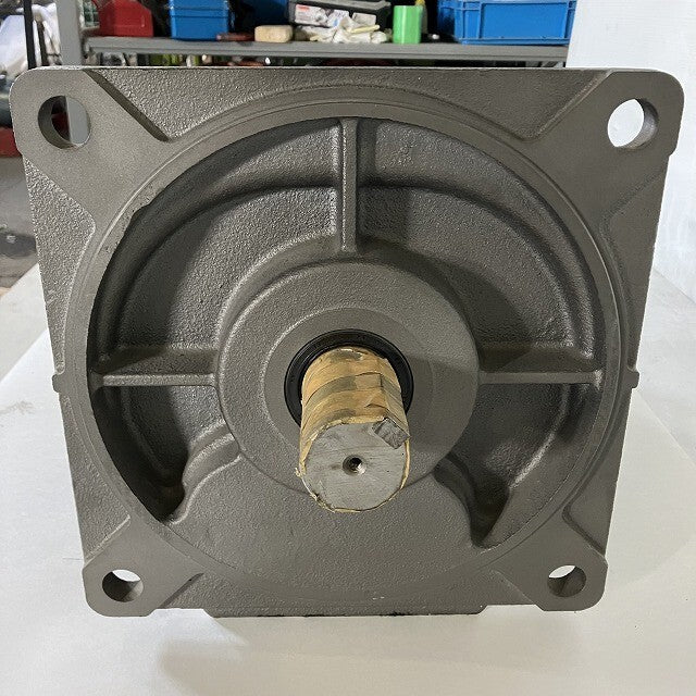 Mitsubishi Electric GM-DF Geared Motor 200V 3.7kW 4P Ratio 1:3 [m1146758671]