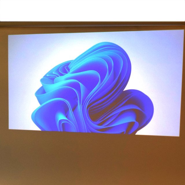 JVC DLA-X550R 4K HDR Projector [f1192470072]