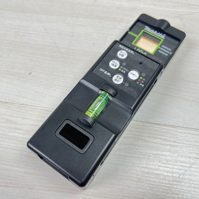 Makita SK507GDN Rechargeable Indoor Outdoor Laser Level with Battery and Charger (untested) [k1229202377]