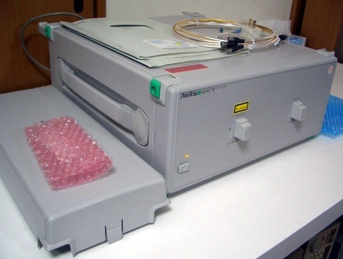Anritsu MP9677B MU967702A E/O O/E Converter 10Gb/s [464906721]