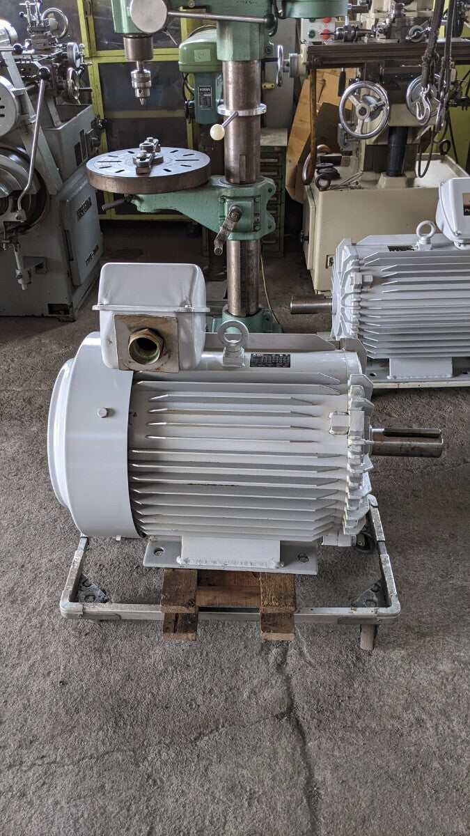 Mitsubishi Electric SF-PR Three-Phase Motor 30kW 200/400V 6 Poles [l1243307167]