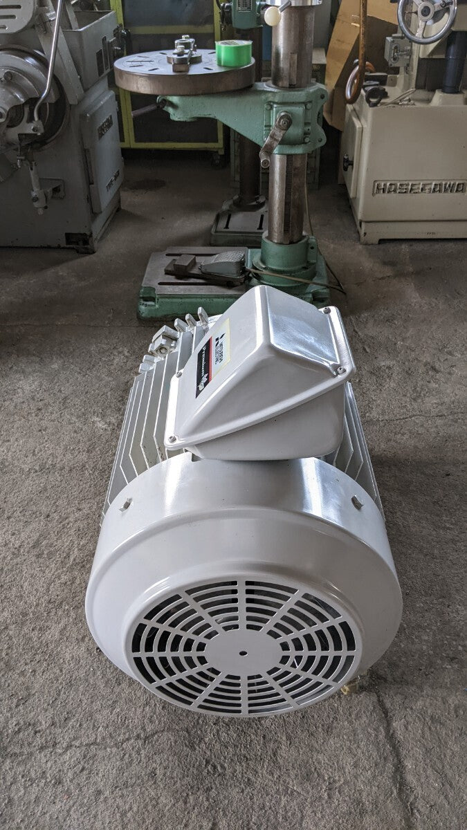 Mitsubishi Electric SF-PR Three-Phase Motor 30kW 200/400V 6-Pole [m1243300073]