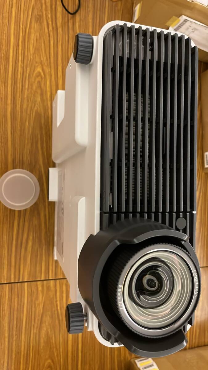Canon WUX500ST Projector [x1244345583]