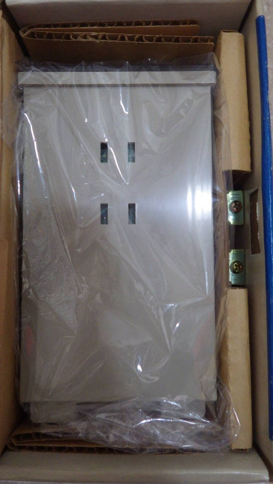 OMRON E5AD-RR7K Temperature Controller [o1093112575]