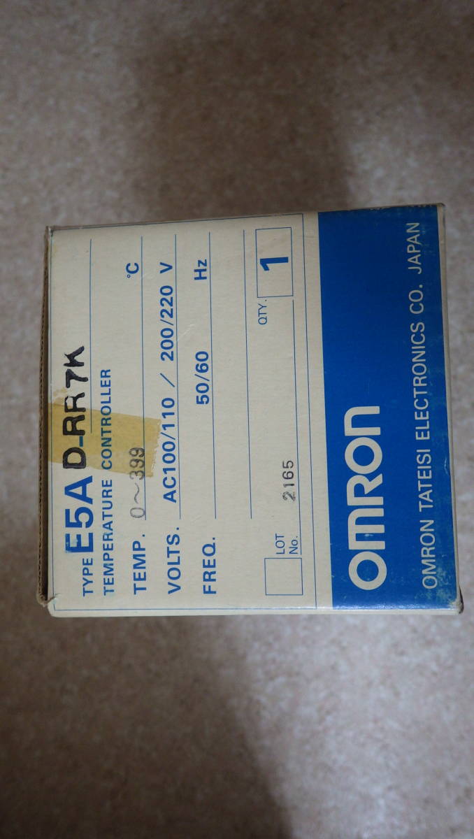 OMRON E5AD-RR7K Temperature Controller [o1093112575]