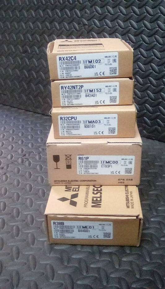 Mitsubishi Electric R32CPU Set CPU IO Power Base (open box) [x1248096672]