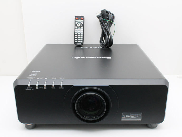 Panasonic PT-DX820JB Projector 1-Chip DLP 8200lm with TKGF0156-3 Lens [d1239639021]
