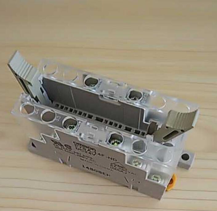 OMRON P7SA-14F-ND Safety Relay Socket DC24V 100-piece Set [j1062180144]