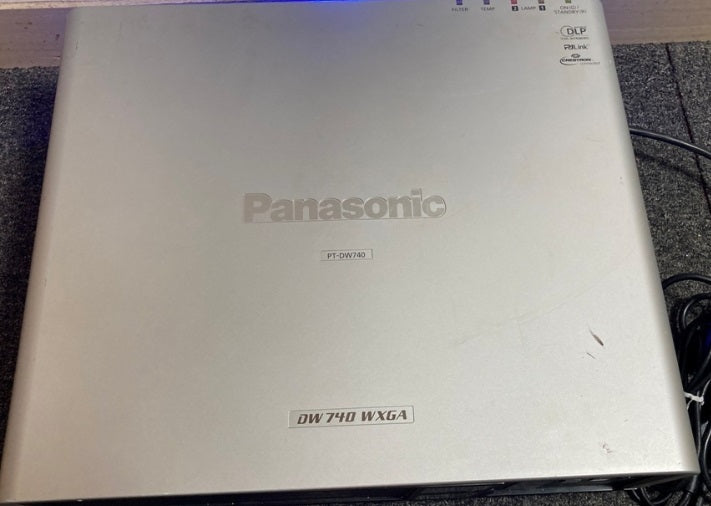Panasonic PT-DW740S Projector 7000 Lumens 706 Hours Use Made in Japan [p1213882791]