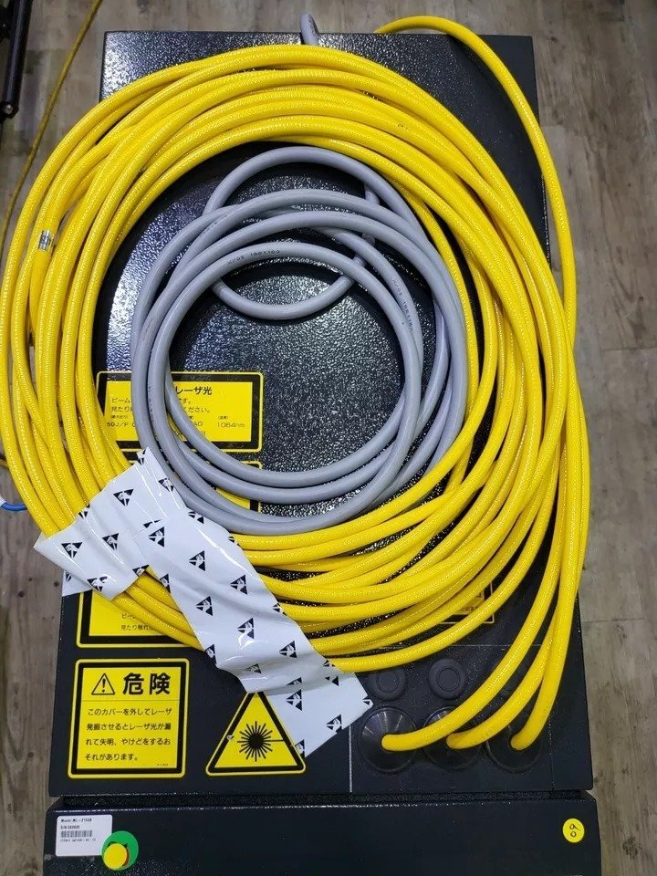 AMADA MIYACHI ML-2150A-030-00-15 YAG Laser Welder 25W Laser Welder [u1163600562]