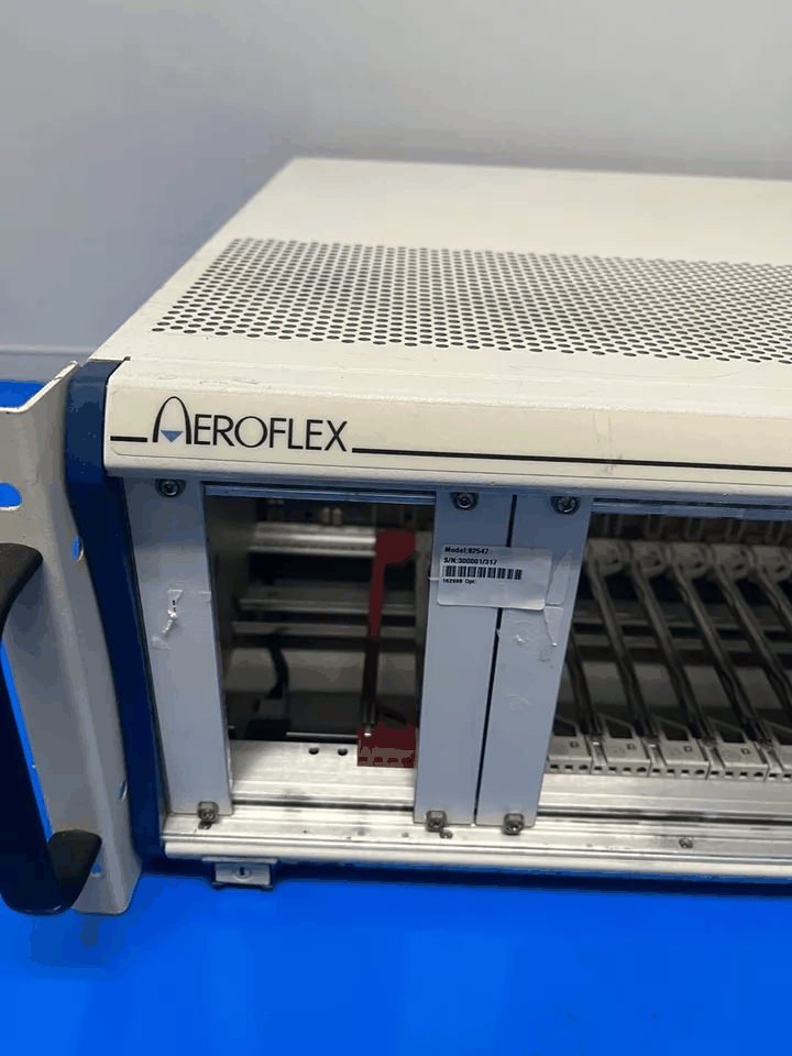 Aeroflex 82547 PXI Mainframe 18 slots [l1166715074]