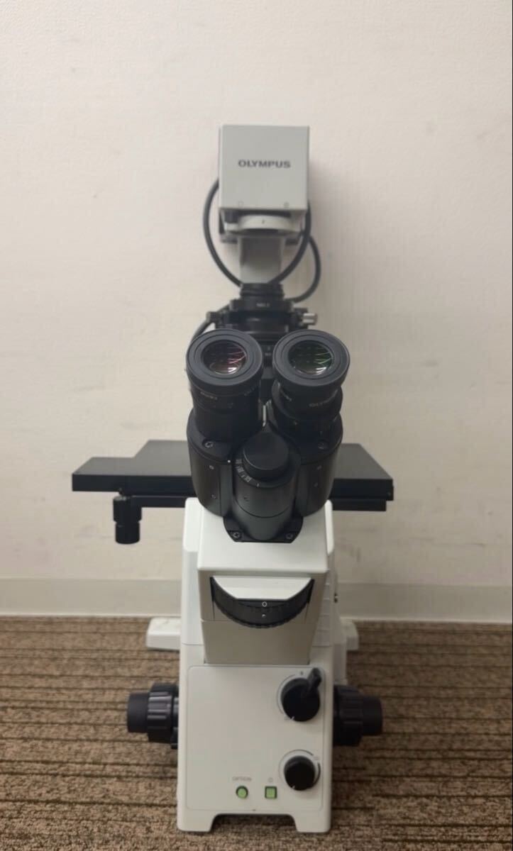 Olympus IX71 Research Microscope [t1246612905]