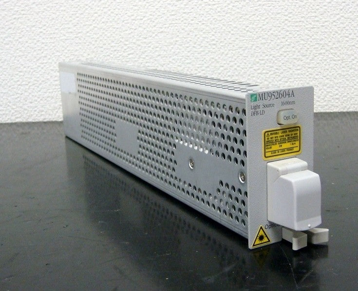 ANRITSU MU952604A Optical Source 1589-1593nm 7dBm SM LD [n1048610549]