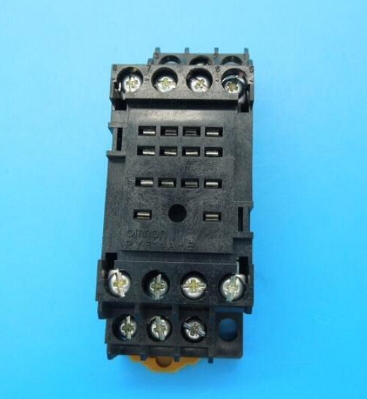 OMRON PYFZ-14-E Surface Connection Socket 500 Piece Set [k1062183065]