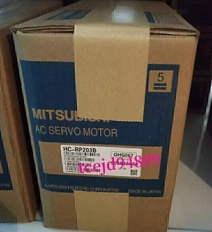 Mitsubishi HC-RP203B Servo Motor (open box) [x1241391722]