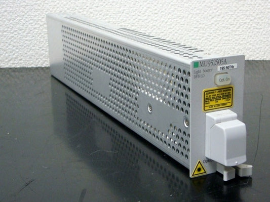 ANRITSU MU952505A 1530nm-1535nm +10dBm DFB-LD Light Source [d1048608556]
