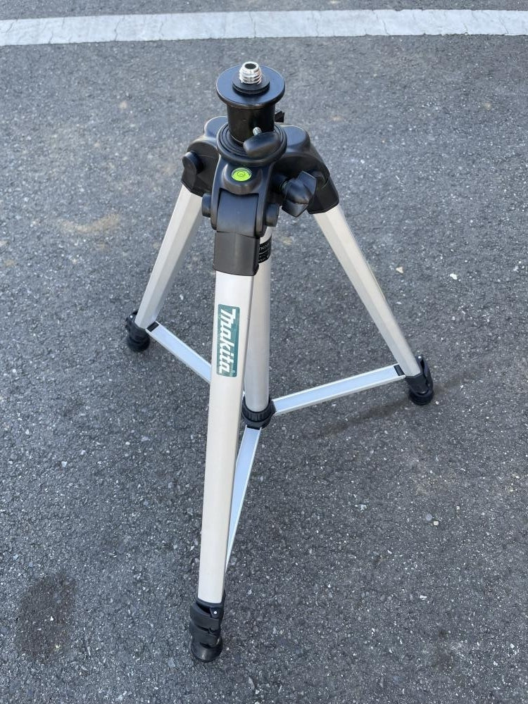 Makita SK503PXZ Laser Leveler with Automatic Tracking and Accessories [w1191194984]