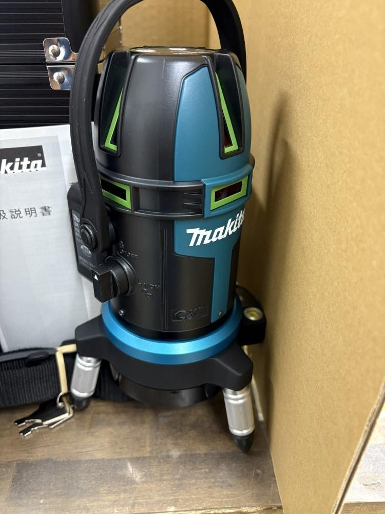 Makita SK507GDZN Rechargeable Indoor and Outdoor Tracking Leveler [l1199158117]