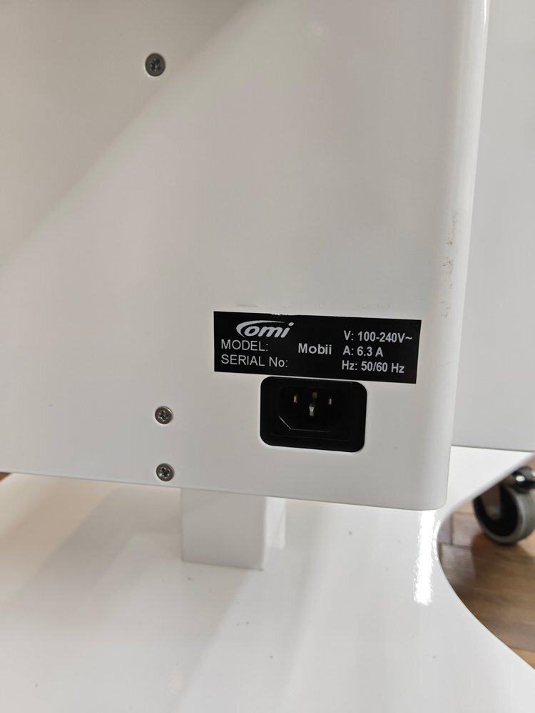 OMi Vista Mobii Interactive Projection System [h1199450697]