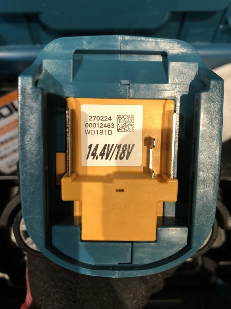 Makita WD181DZK Wall Detector [f1203173739]