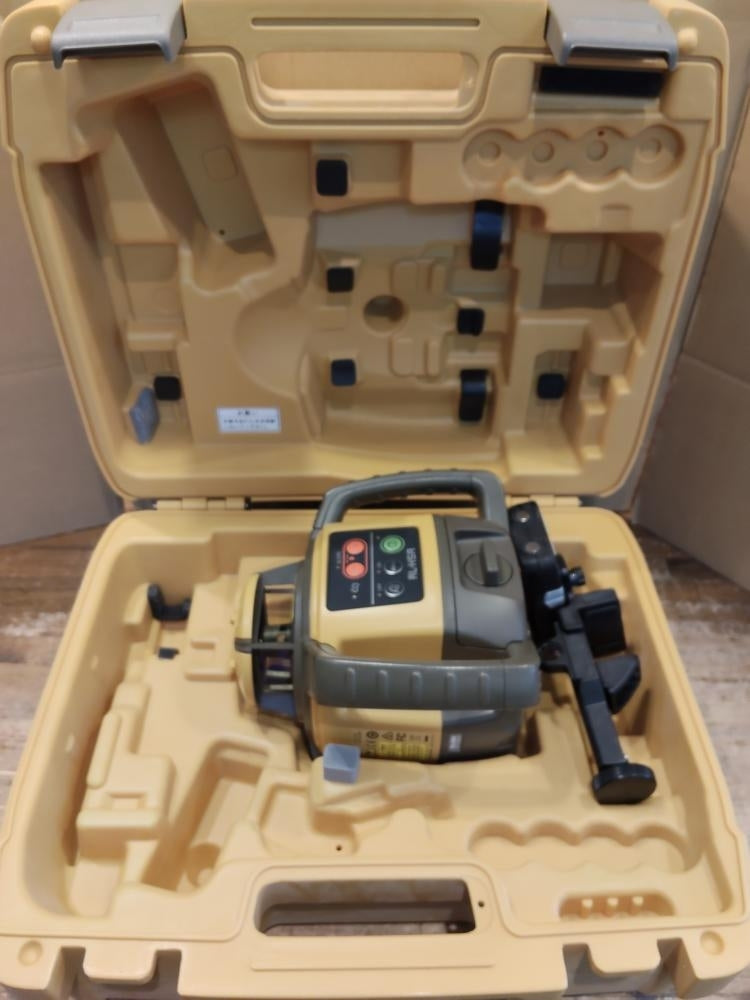 Topcon RL-H5 Rotating Laser Receiver Tripod Set (for parts or not working) [t1230017727]
