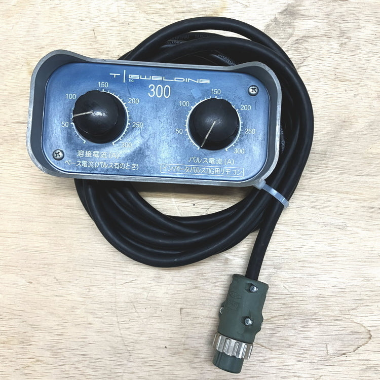 Daihen AVP-300 TIG Welder 300A with Cooling Water Circulation Unit [x1242814345]