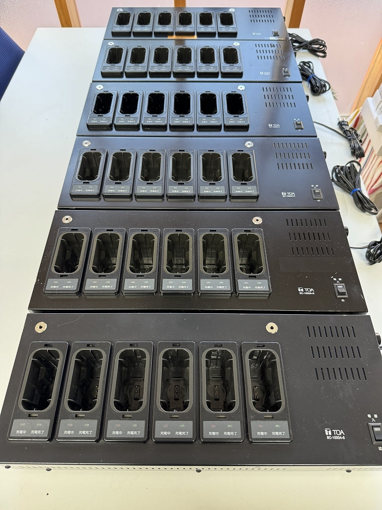 TOA WF-101 Intercom Set with WF-180 Earphone Microphone and 6 Chargers [q1161806686]