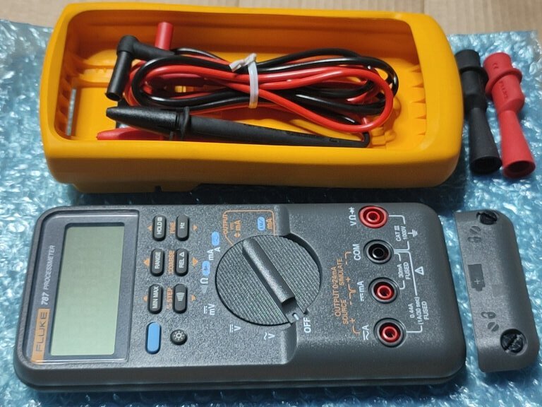 FLUKE 787 Process Meter DC 24.000mA Current Output + DC 24.000mA Measurement Multimeter Calibrated [w1148998822]