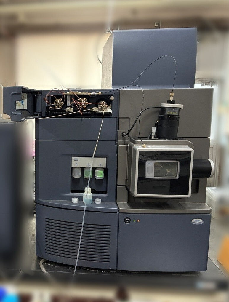 Waters Acquity LC System TOF-MS System with Xevo Qtof MS and Supplier 12EC [e1248255904]