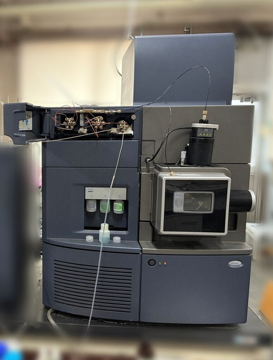 Waters Acquity LC System TOF-MS System with Xevo Qtof MS and Supplier 12EC [e1248255904]