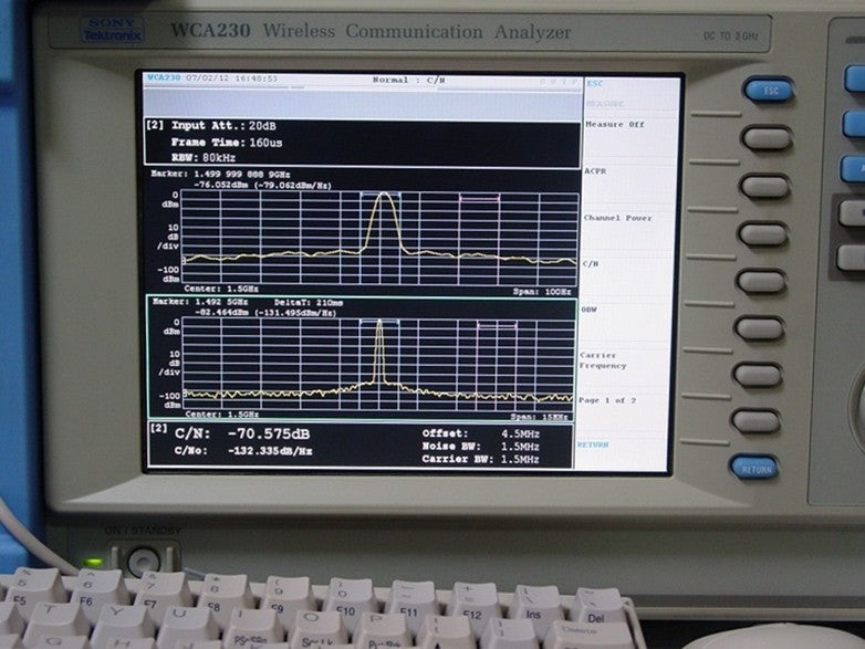 Tektronix WCA230 Real-Time Spectrum Analyzer DC-3GHz [t1103763727]