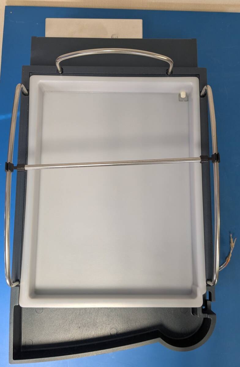 Waters 186015006 ACQUITY UPLC Sample Manager with Solvent Tray [d1249789021]