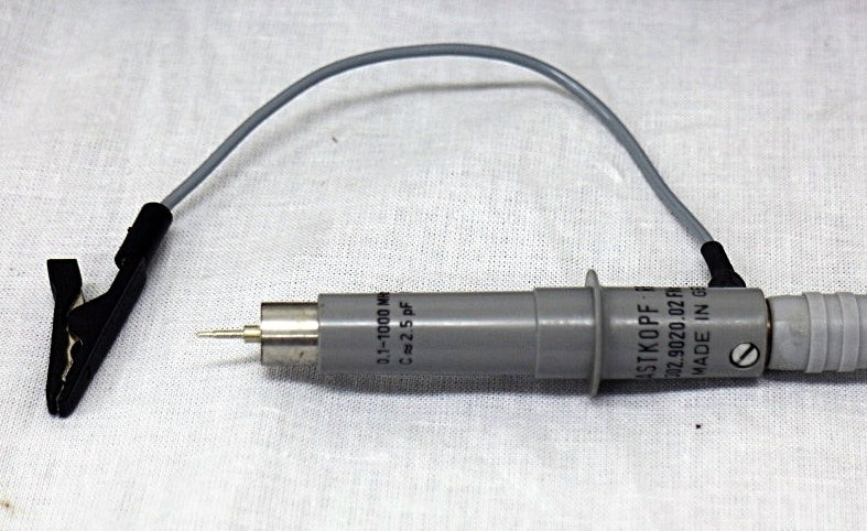 Rohde&Schwartz URV04-03 Millivoltmeter 100kHz-1GHz 700uV-10V [v1061639410]