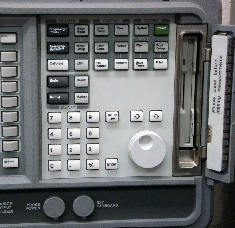 Agilent N8973A NFA Noise Figure Analyzer 3GHz [d430906100]