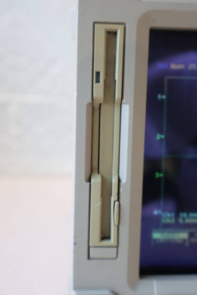 Tektronix TDS784C Digital Oscilloscope [h1195073835]