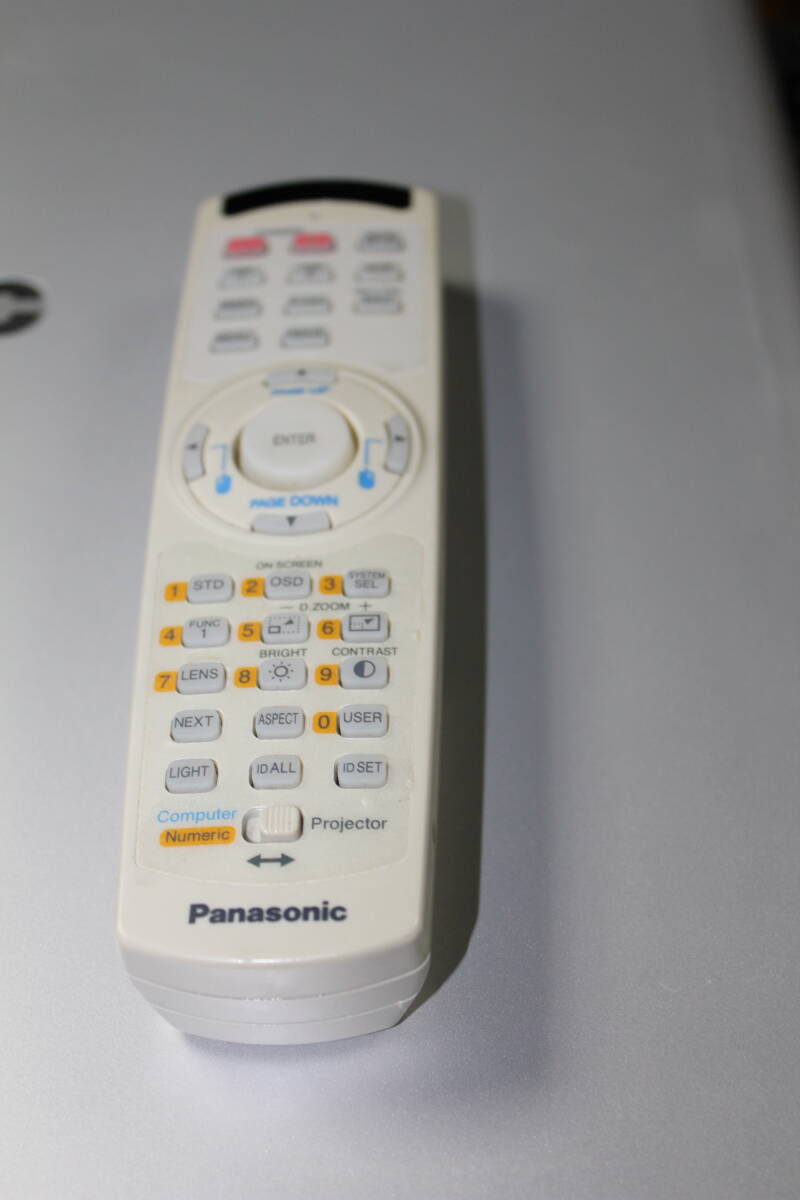Panasonic PT-DW640 Projector 6000lm [v1248896236]